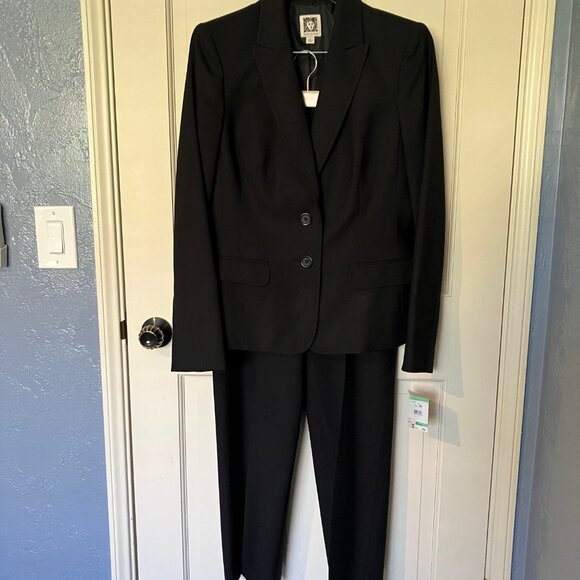 Anne Klein Jackets & Blazers - Anne Klein 2 pc Black Suit